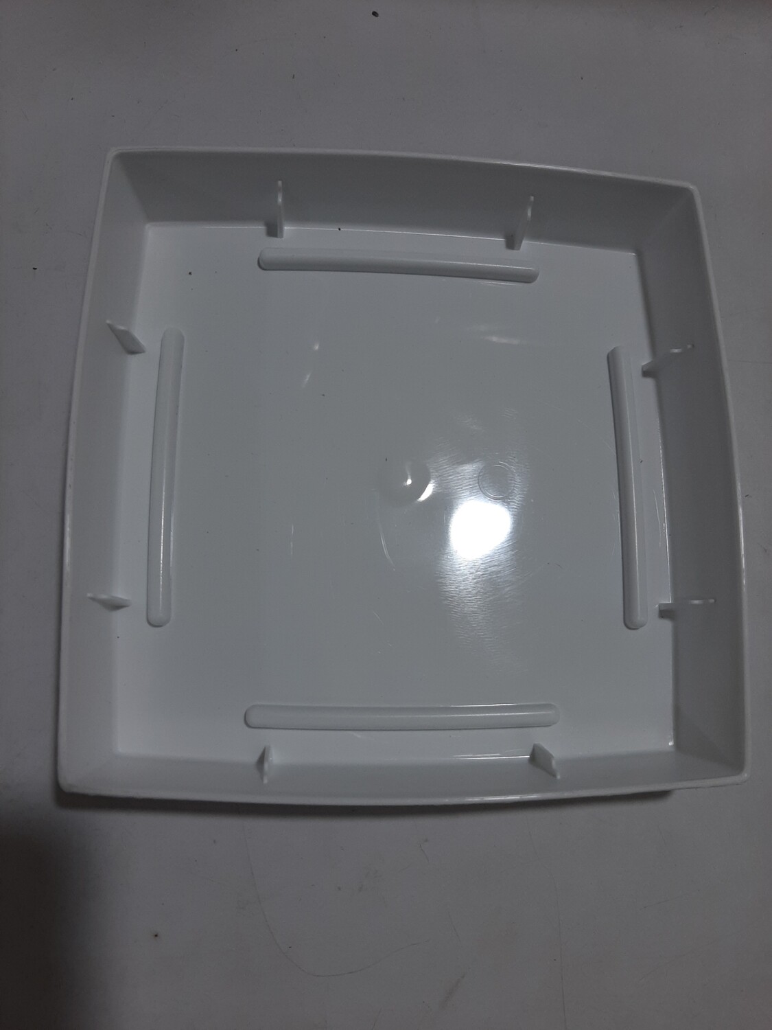 Pjata plastike katrore Nr: 296 14.5x14.5cm