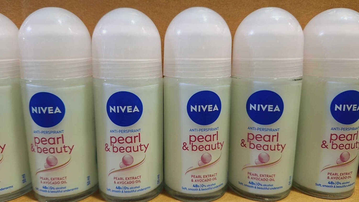 Nivea deo roll-on Pearl&amp;Beauty 50ml