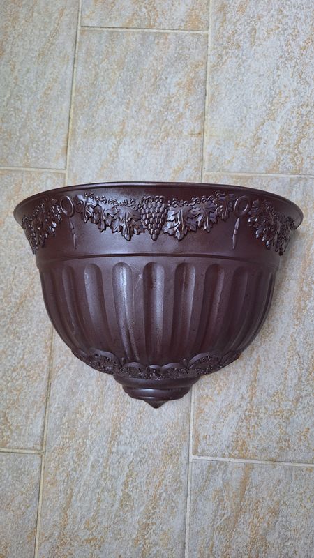 Vazo lulesh për murë ( 30 cm )