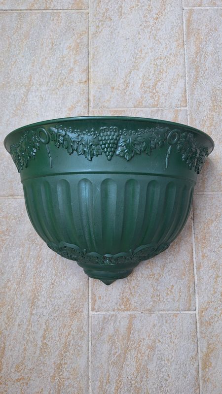 Vazo lulesh për murë ( 30 cm )