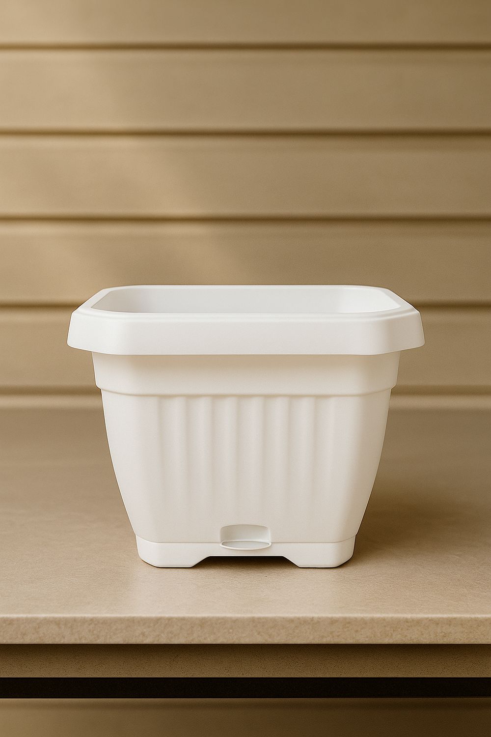 Vazo lulesh Mediteran + pjata 30x30cm 19 litër