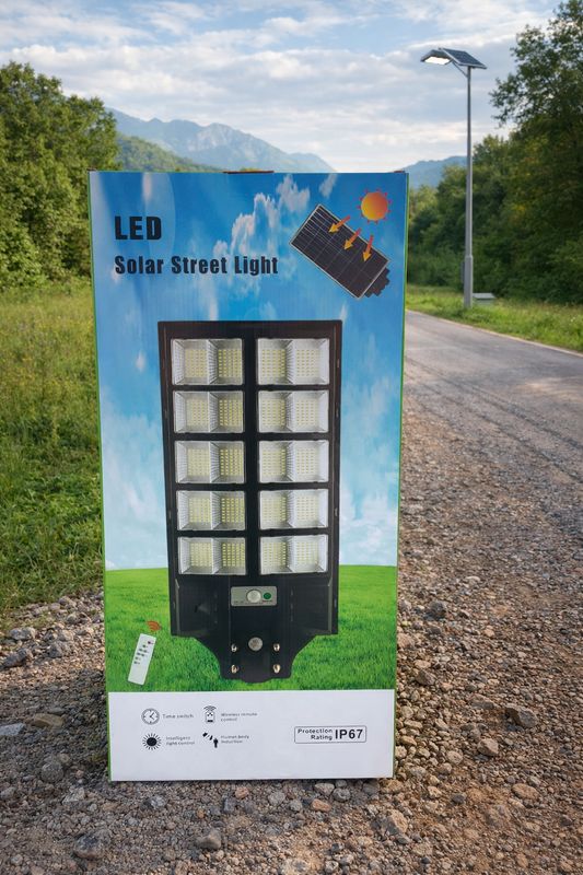 Llambë Solare 300W