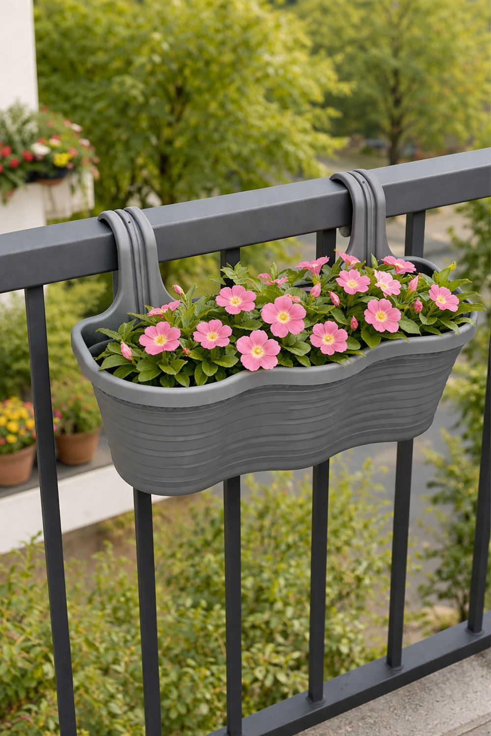 Vazo për varje në ballkon 53x29x25.5cm 10 litër