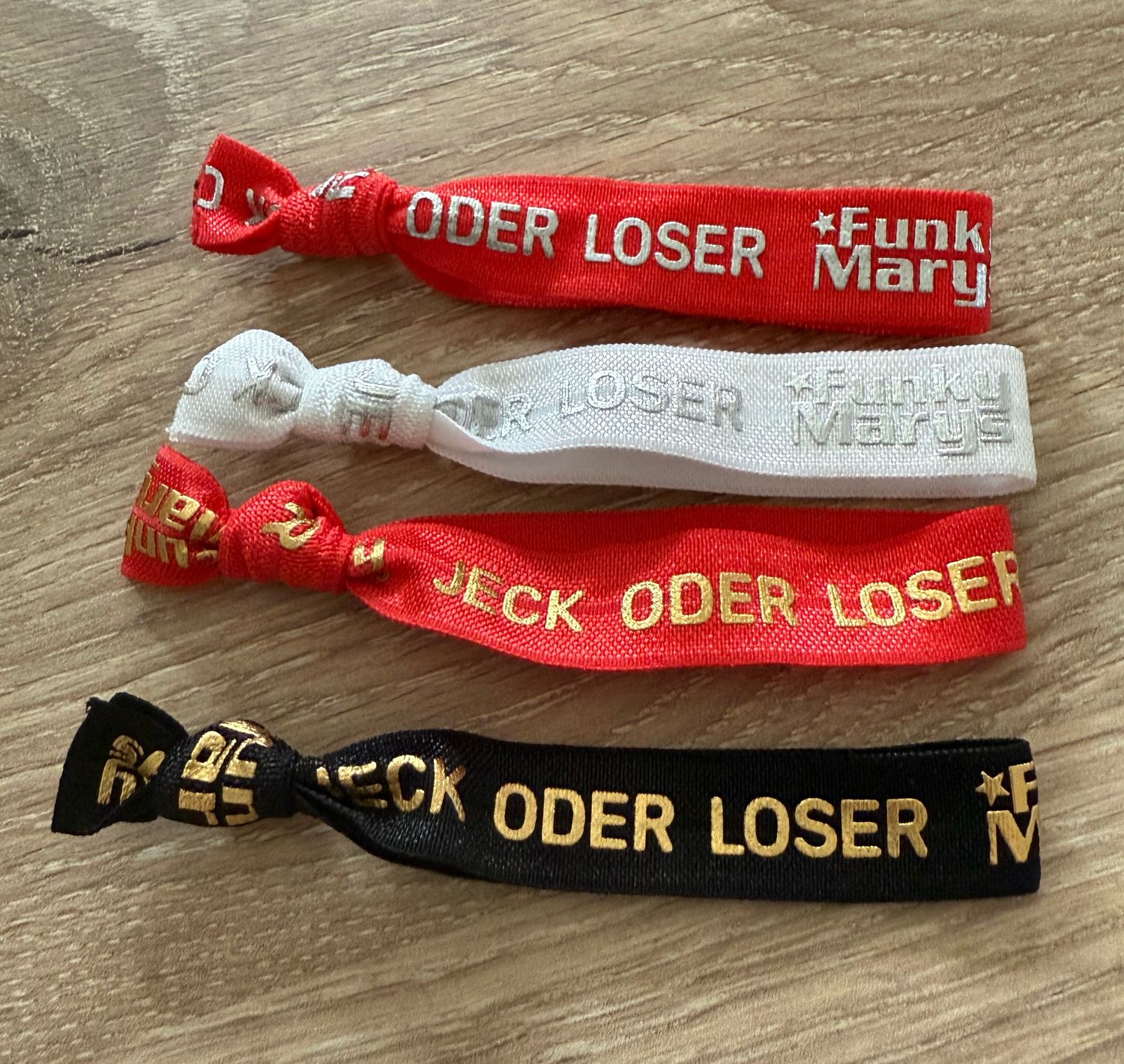 4-teiliges Armband-Set: &quot;Jeck oder Loser&quot; / Funky Marys