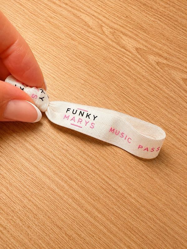Armband "Funky Marys 2.0" Music.Passion.Energy. Armband "Funky Marys 2.0" Music.Passion.Energy.