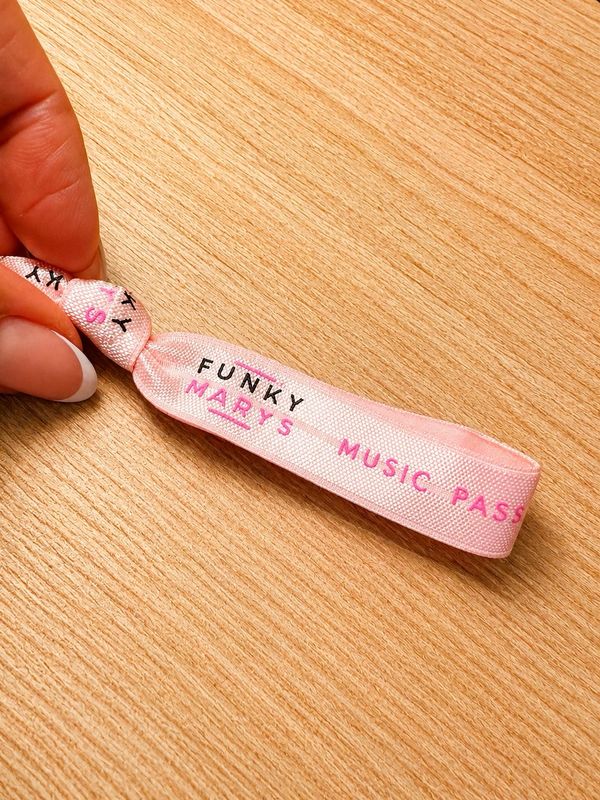 Armband "Funky Marys 2.0" Music.Passion.Energy. Armband "Funky Marys 2.0" Music.Passion.Energy.