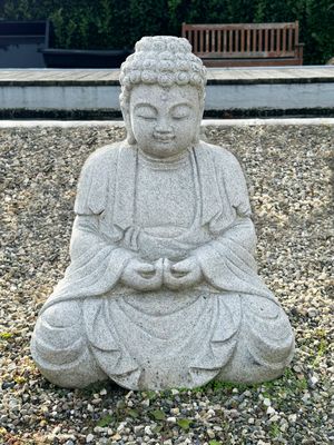 Bouddha  granit    Origine : Asie
