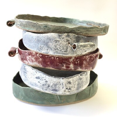 Stoneware textured tray
