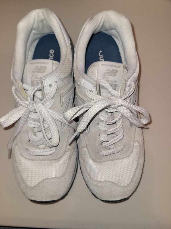 New Balance 574 Women&#39;s Sneakers, size