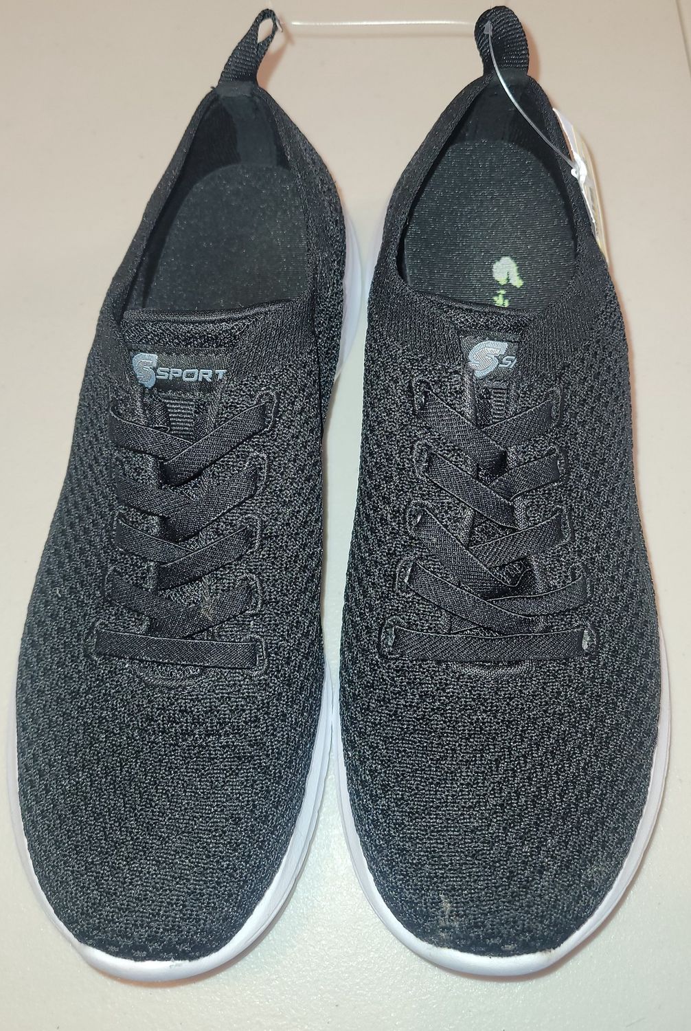 Skechers Black Wicking Shoes,, Size: 7.5