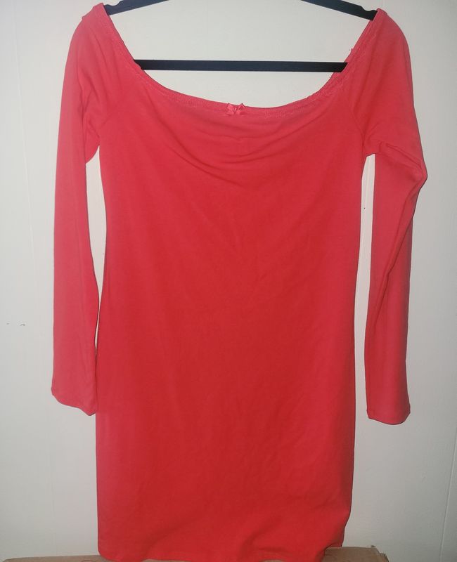 Long Sleeve Shirt with lace trim