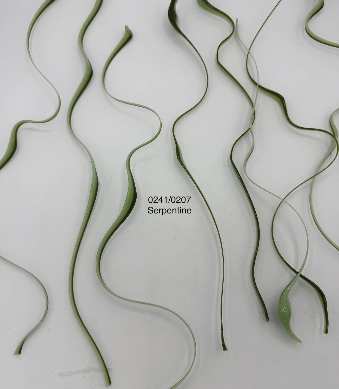 BE9101 Sea Grass Vitrigraph Serpentine