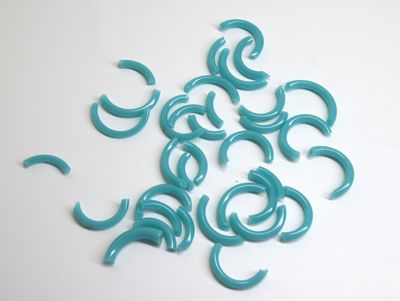 BE0116 Turquoise Blue Macaroni