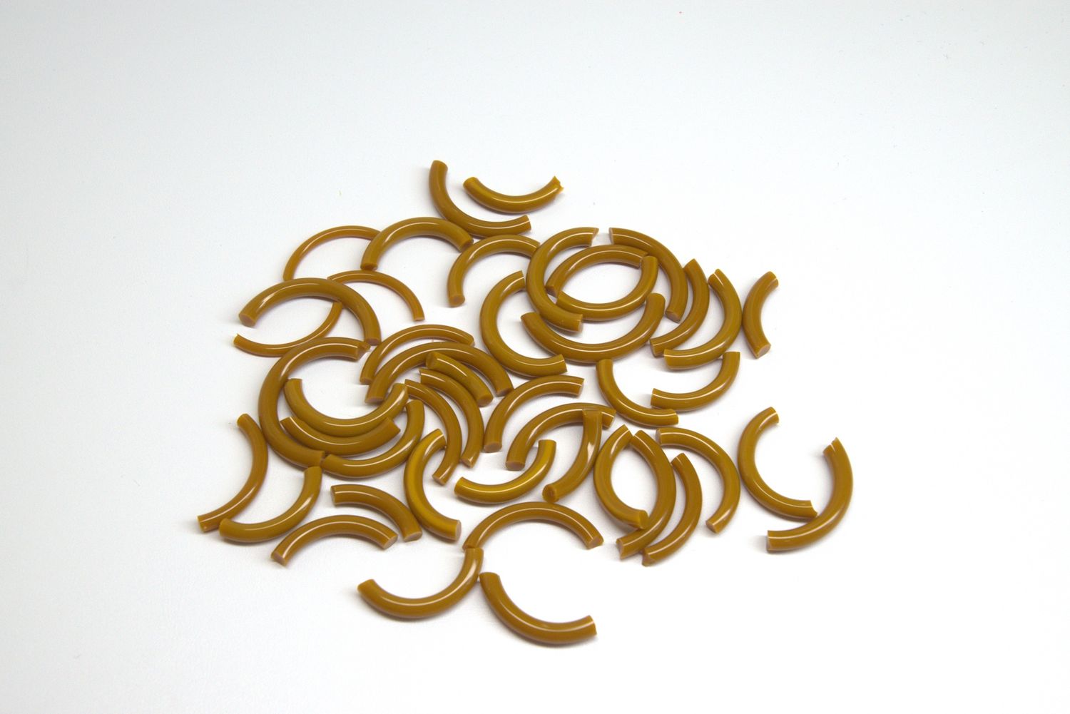 BE0337 Butterscotch Macaroni