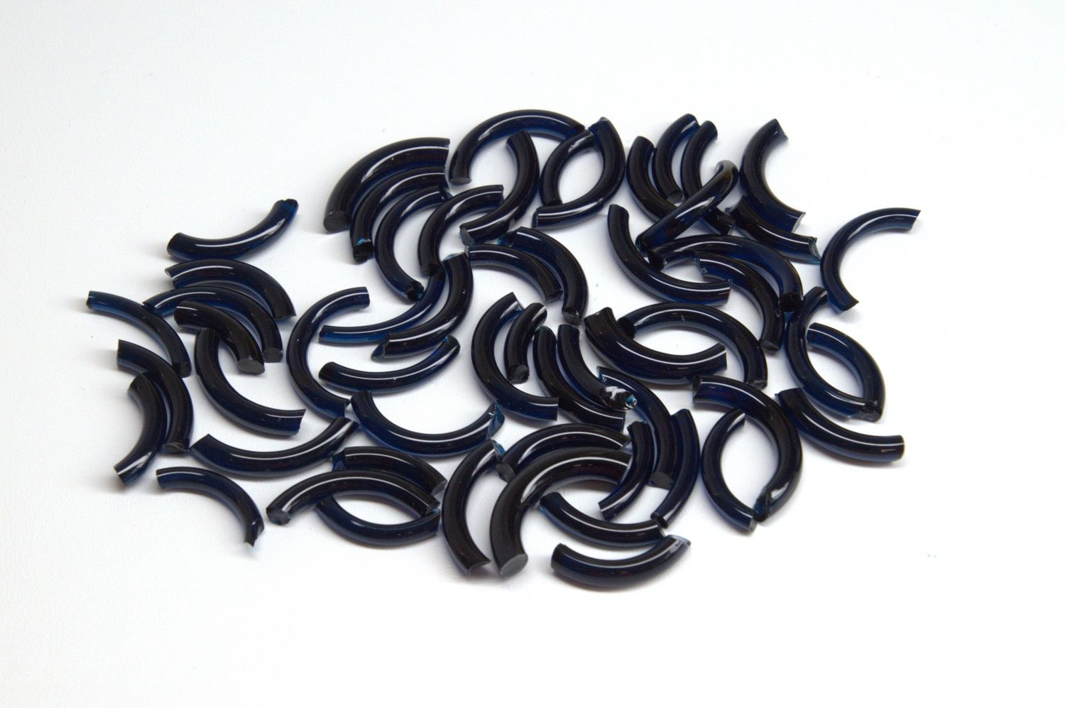 BE1246 Copper Blue Macaroni