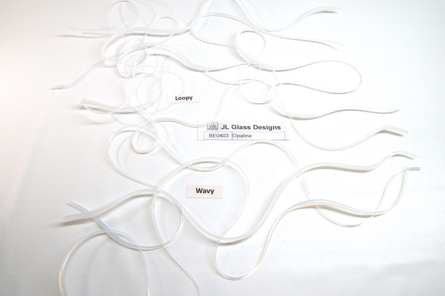 BE0403 Opaline Vitrigraph Stringer