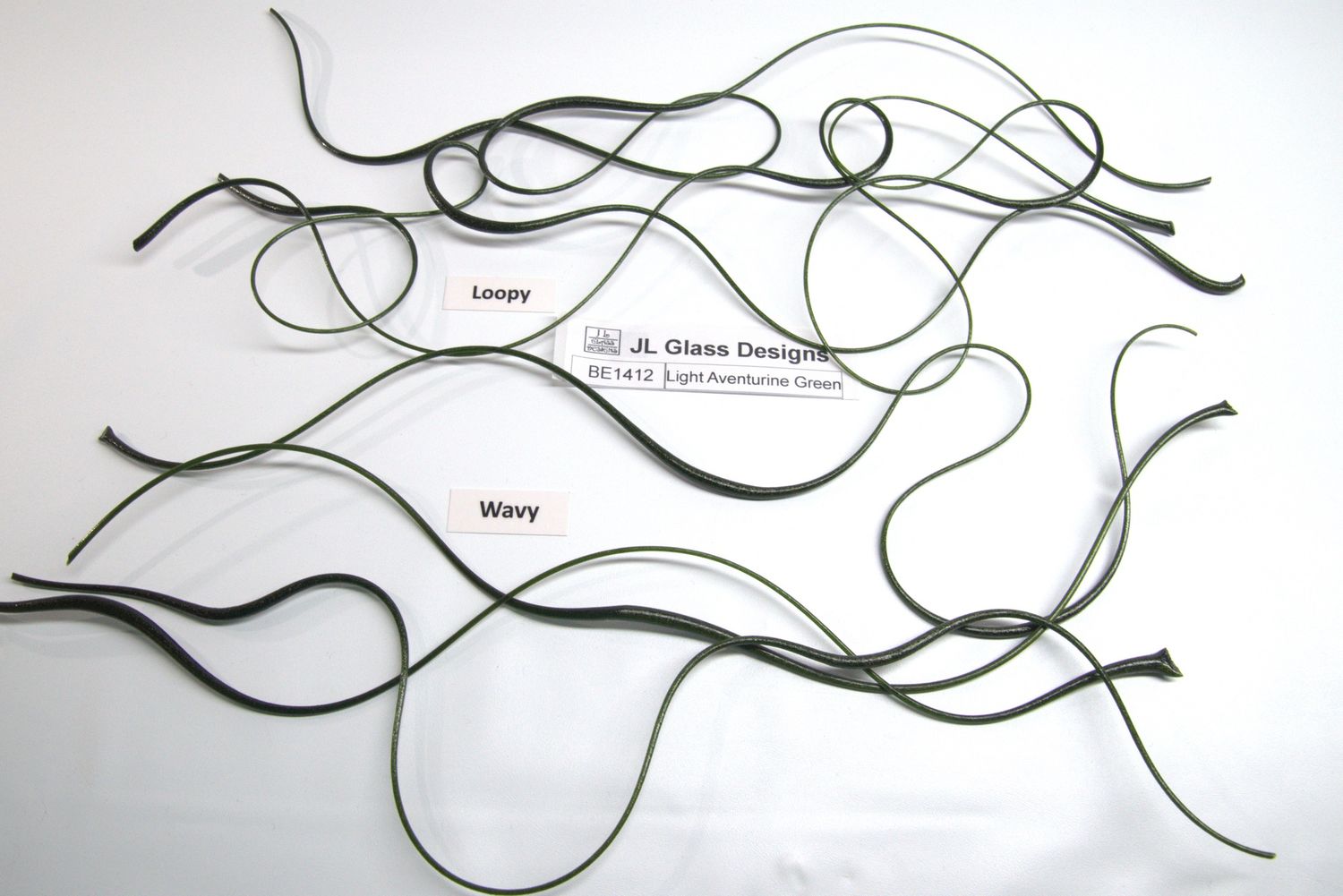 BE1412 Light Aventurine Green Vitrigraph Stringer