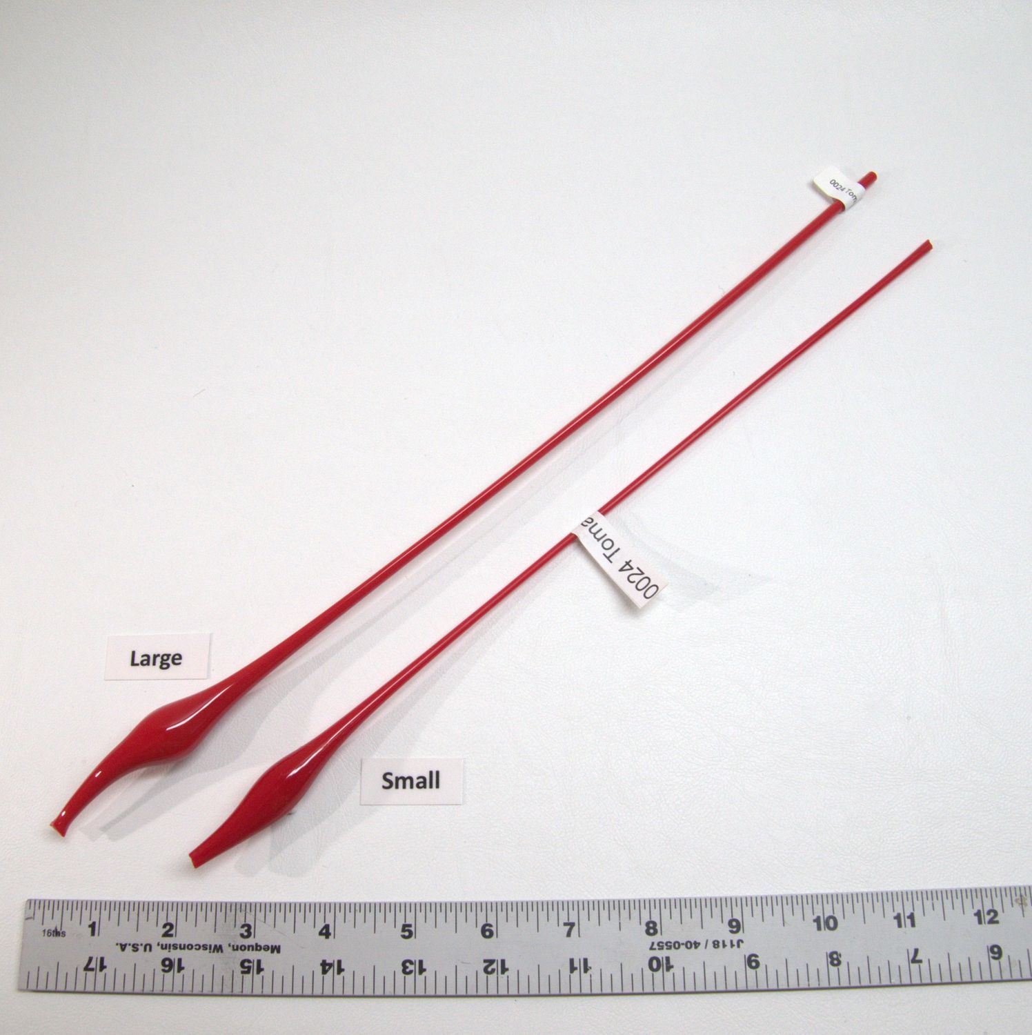 BE0024 Tomato Red Bulbs