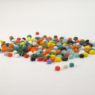 BE9004 Mardi Gras Mix 2 Oz Dots Standard