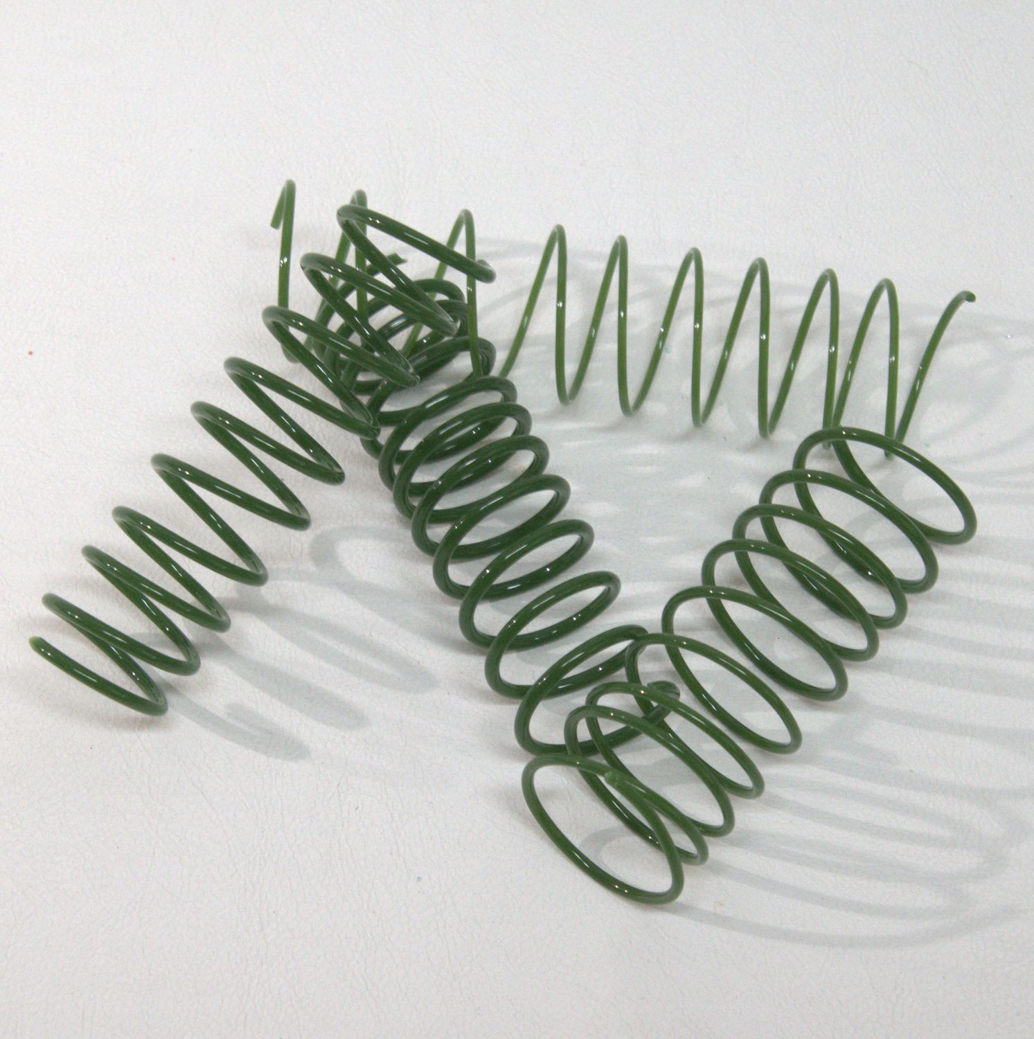 BE0141 Dark Forest Green Curls