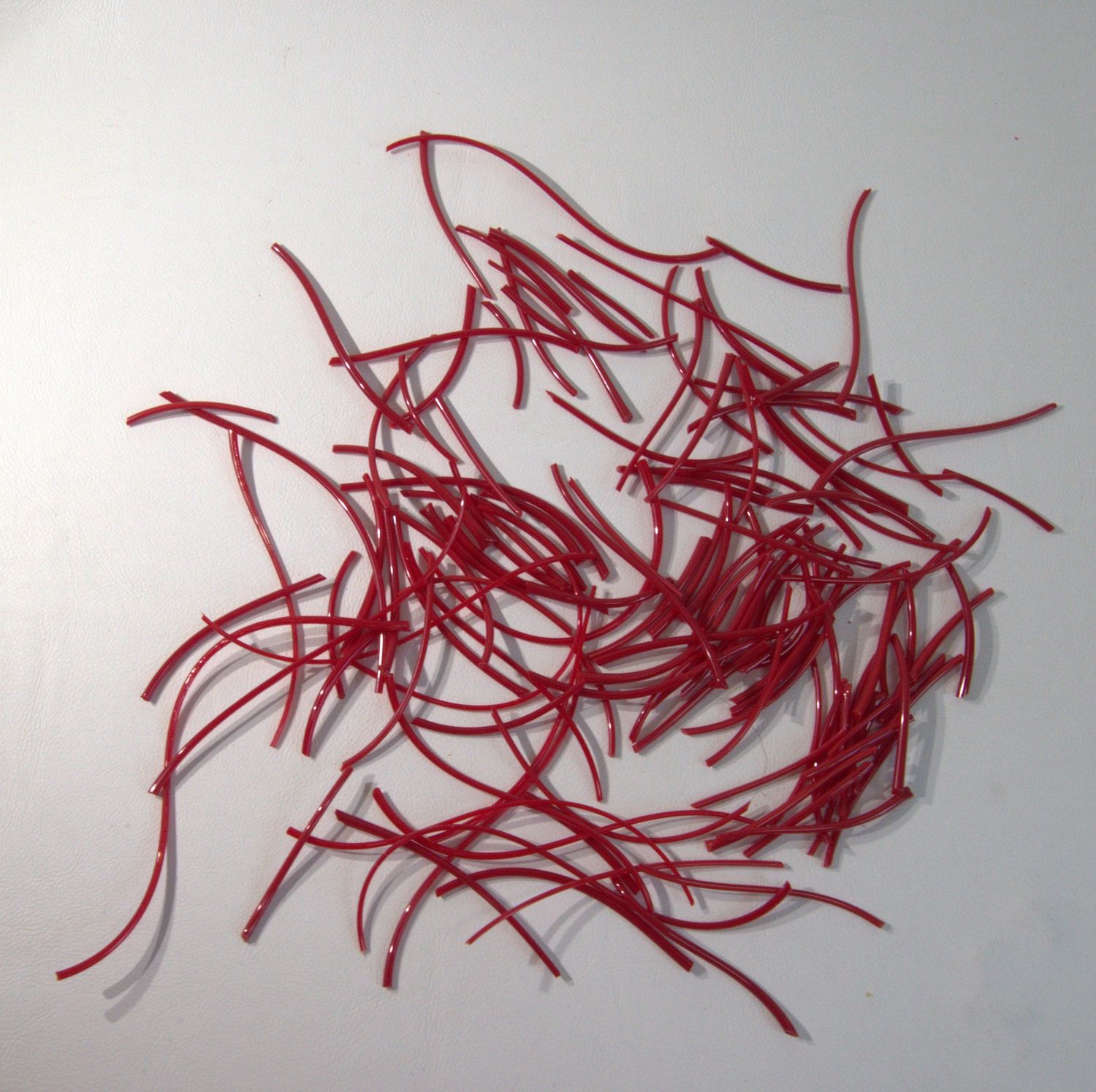 BE0124 Red Snippets