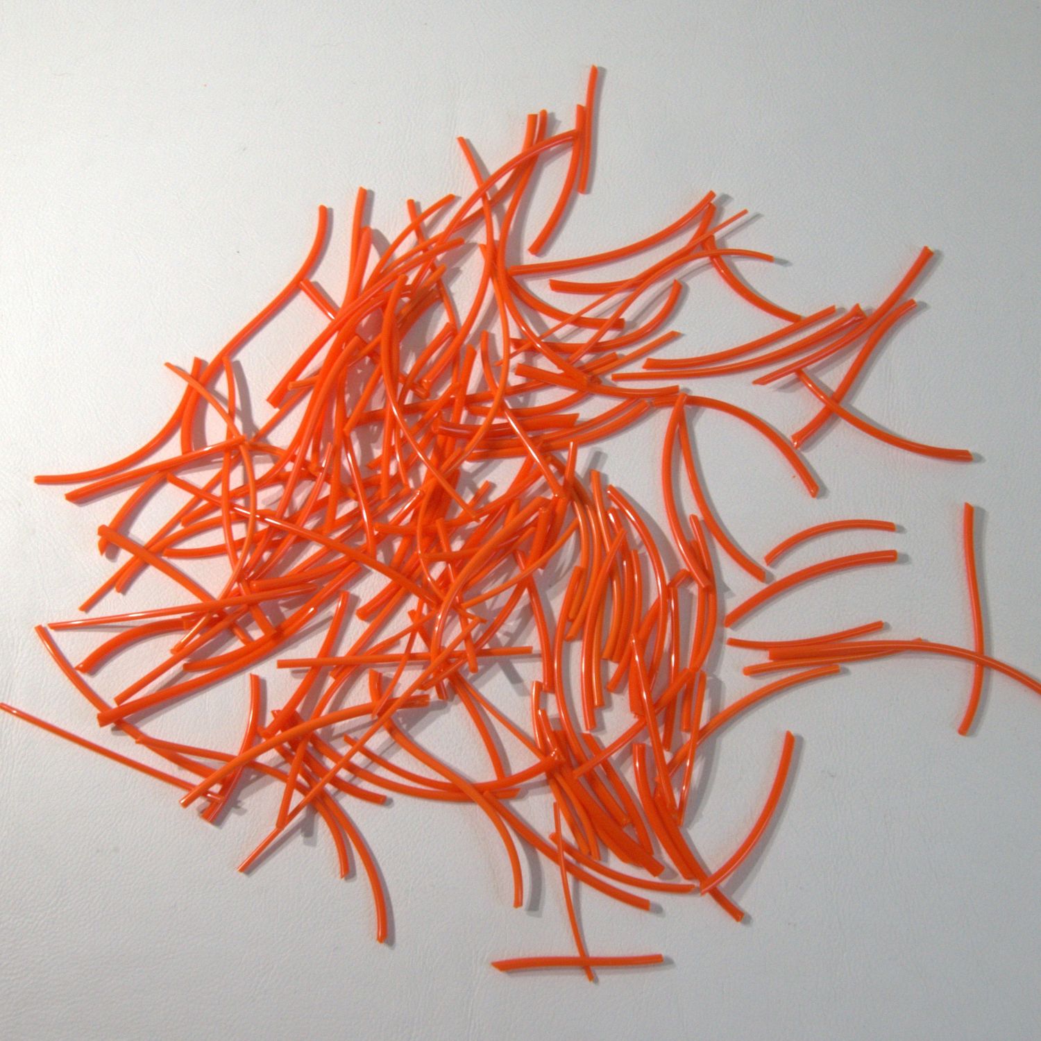 BE0125 Orange Snippets