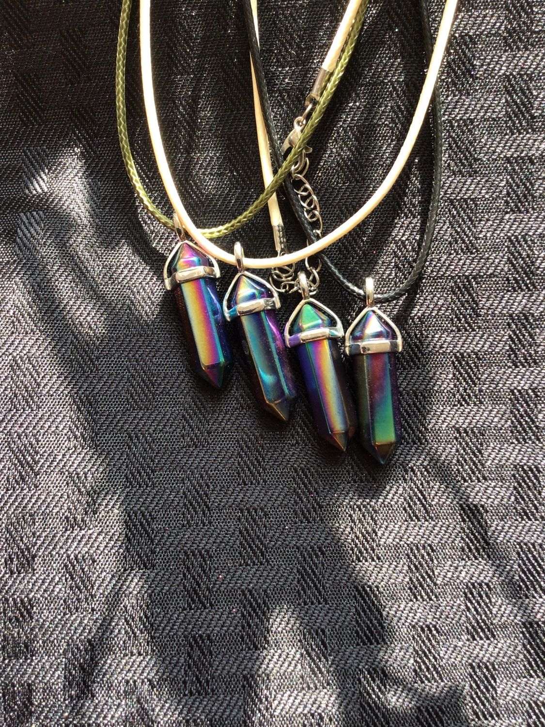 Peacock Ore Point Necklace 