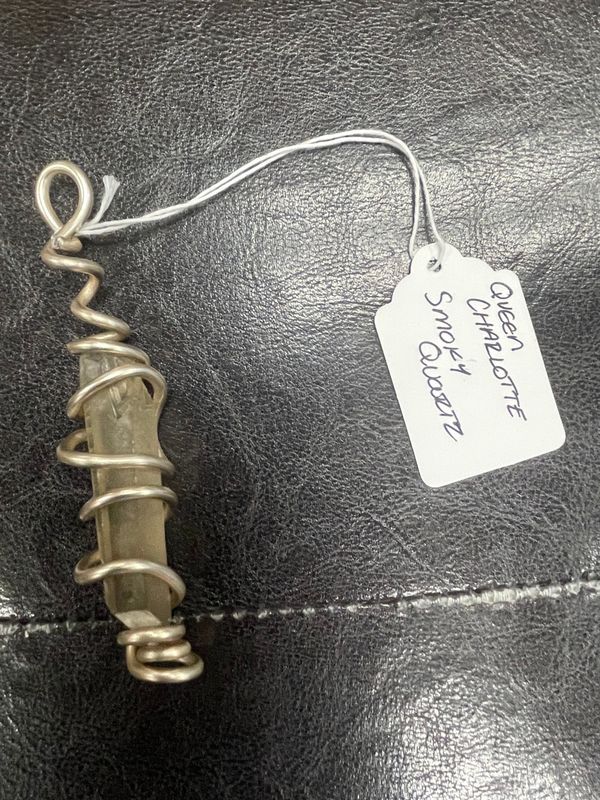 Queen Charlotte (Smoky Quartz)