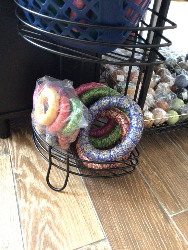 Singing Bowl 6in cushion