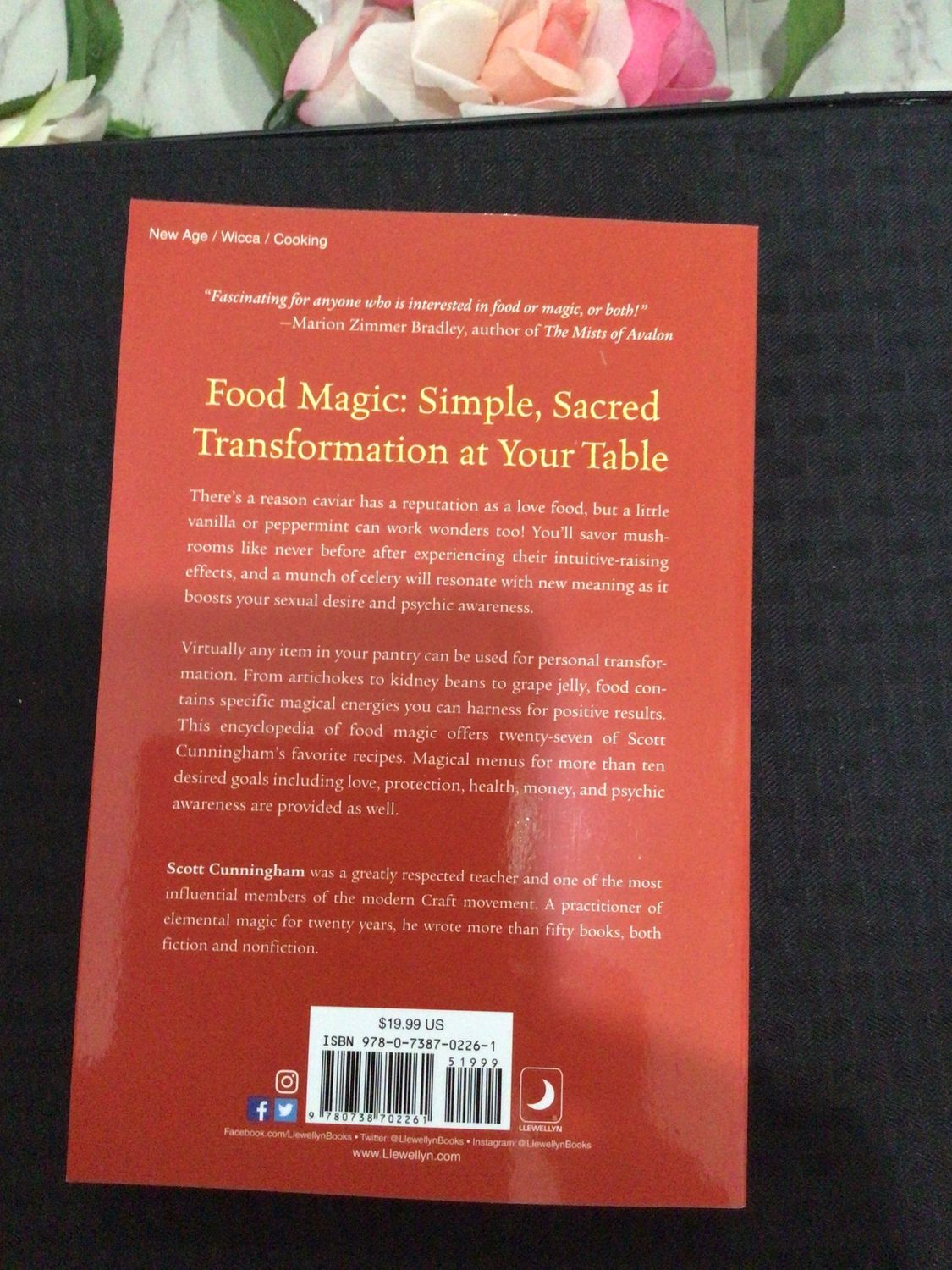 Cunningham's Encyclopedia of Wicca in the Kitchen
