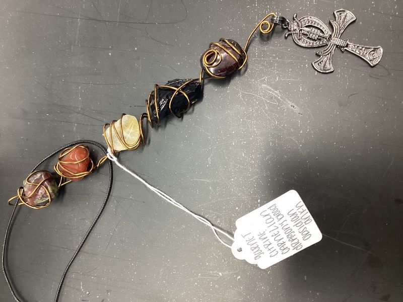 Robin Hood( Garnet, Citrine, Carnelian, Dragon’s Blood, Obsidian, Ankh)