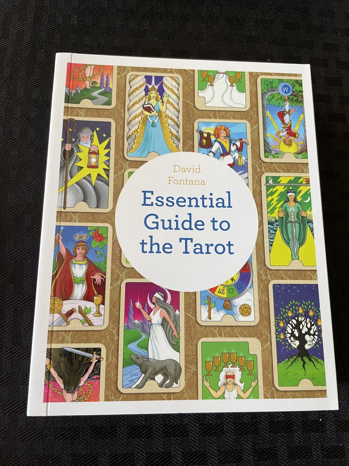 The Essential Guide to the Tarot