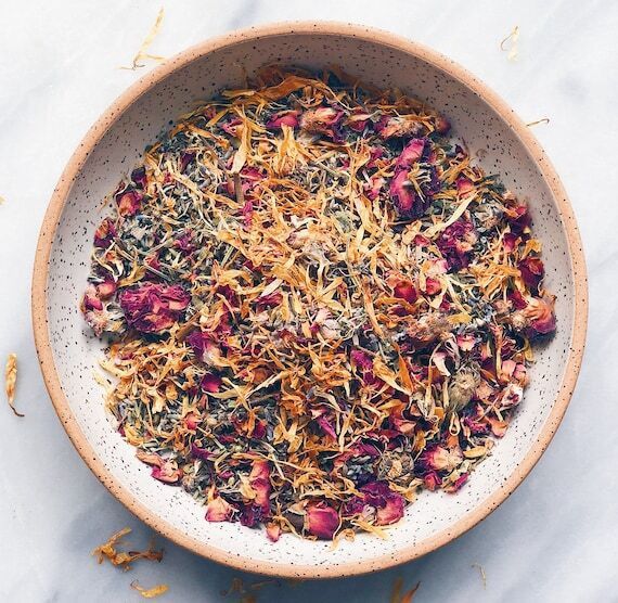 Yoni V Steam and Take Home Care Kit