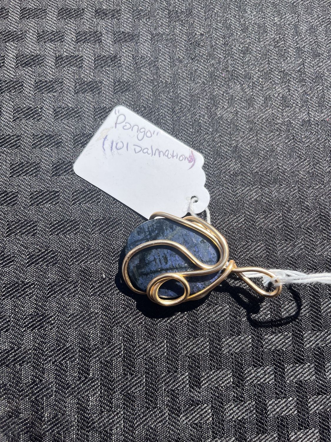 Pongo (Dumortierite Quartz)