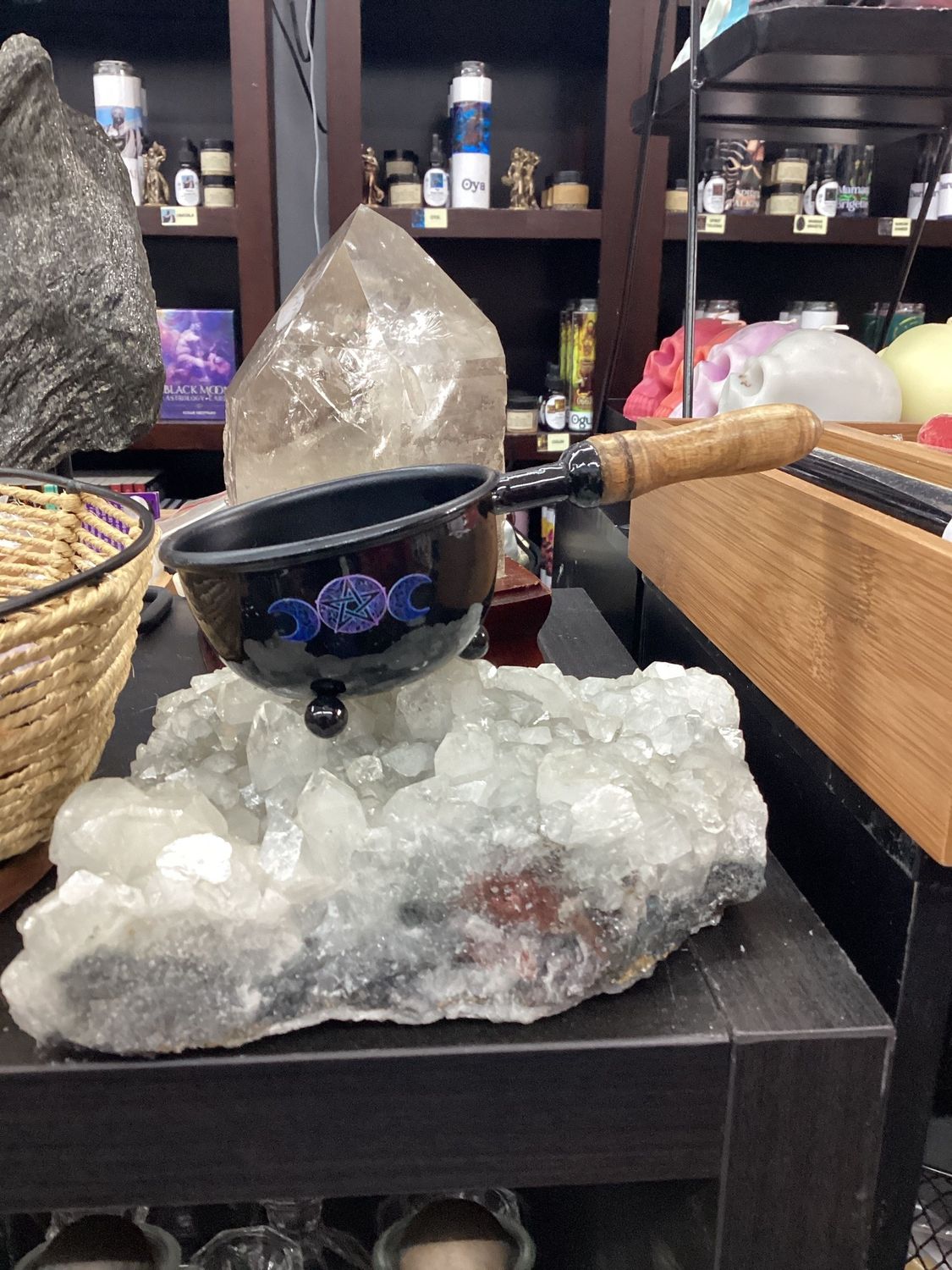 Cauldron With Handle