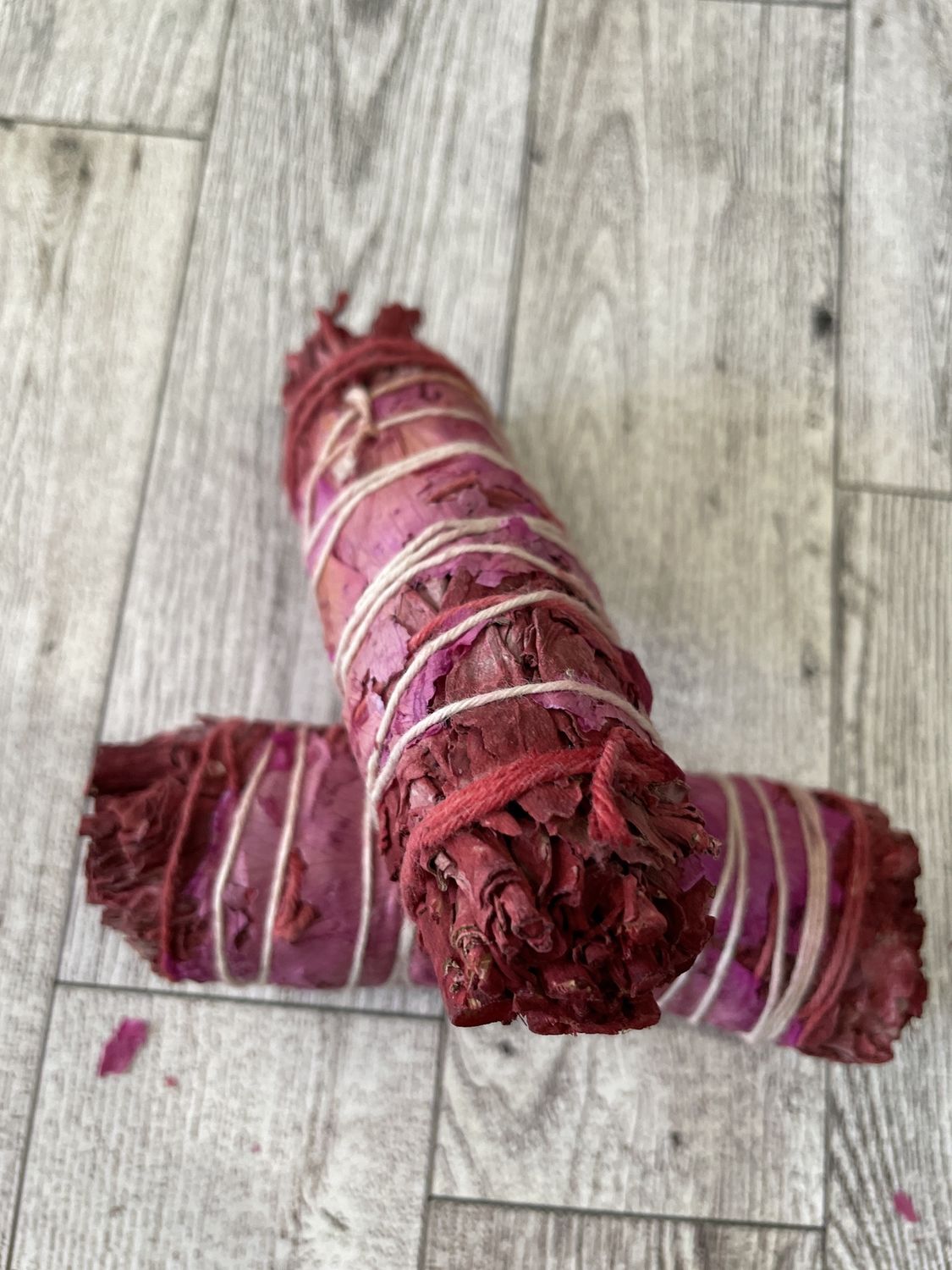 Dragon’s Blood w Roses