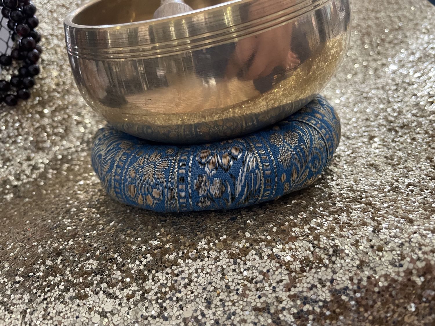 Singing Bowl 2in cushion