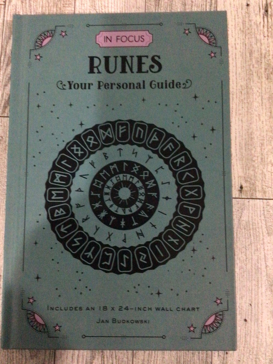 In Focus Runes 