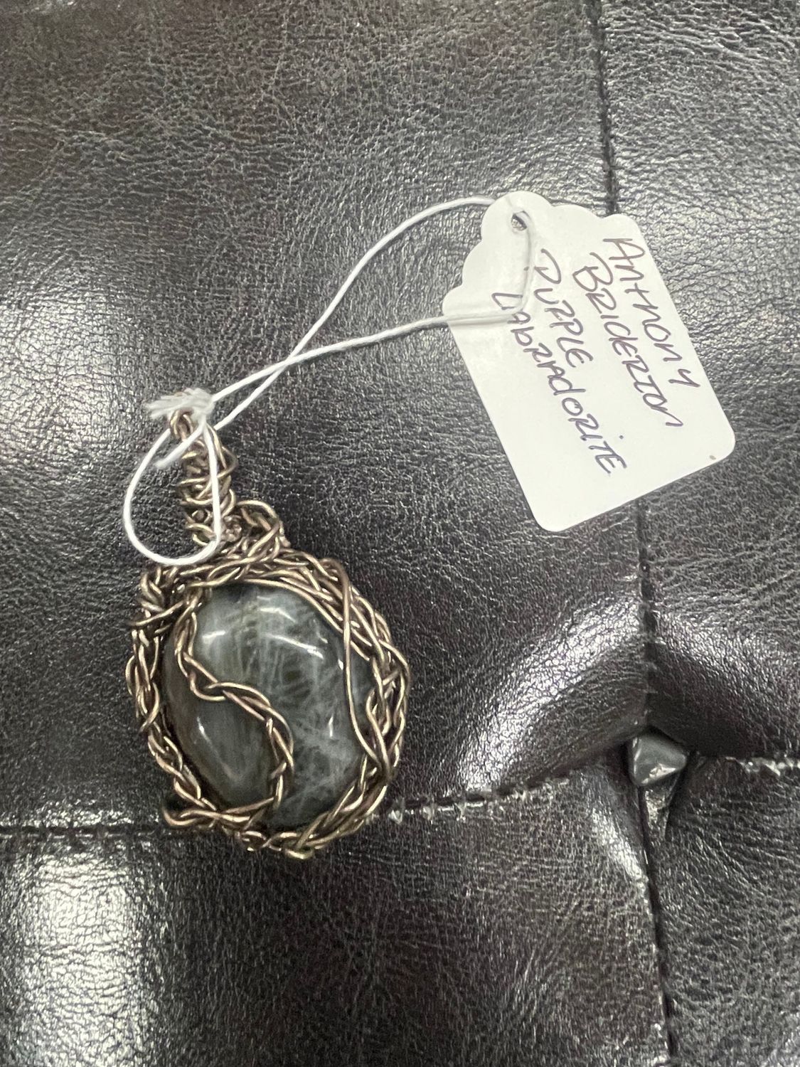 Anthony Bridgerton (Purple Labradorite)