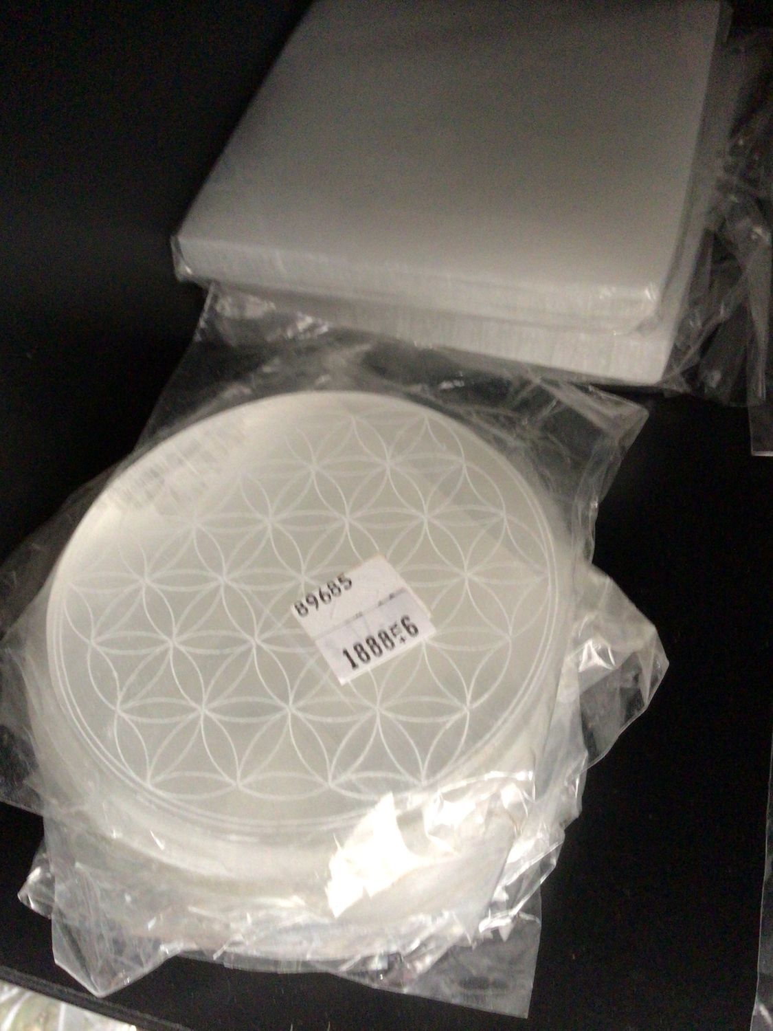 Selenite Charge Plate (Round Etched)