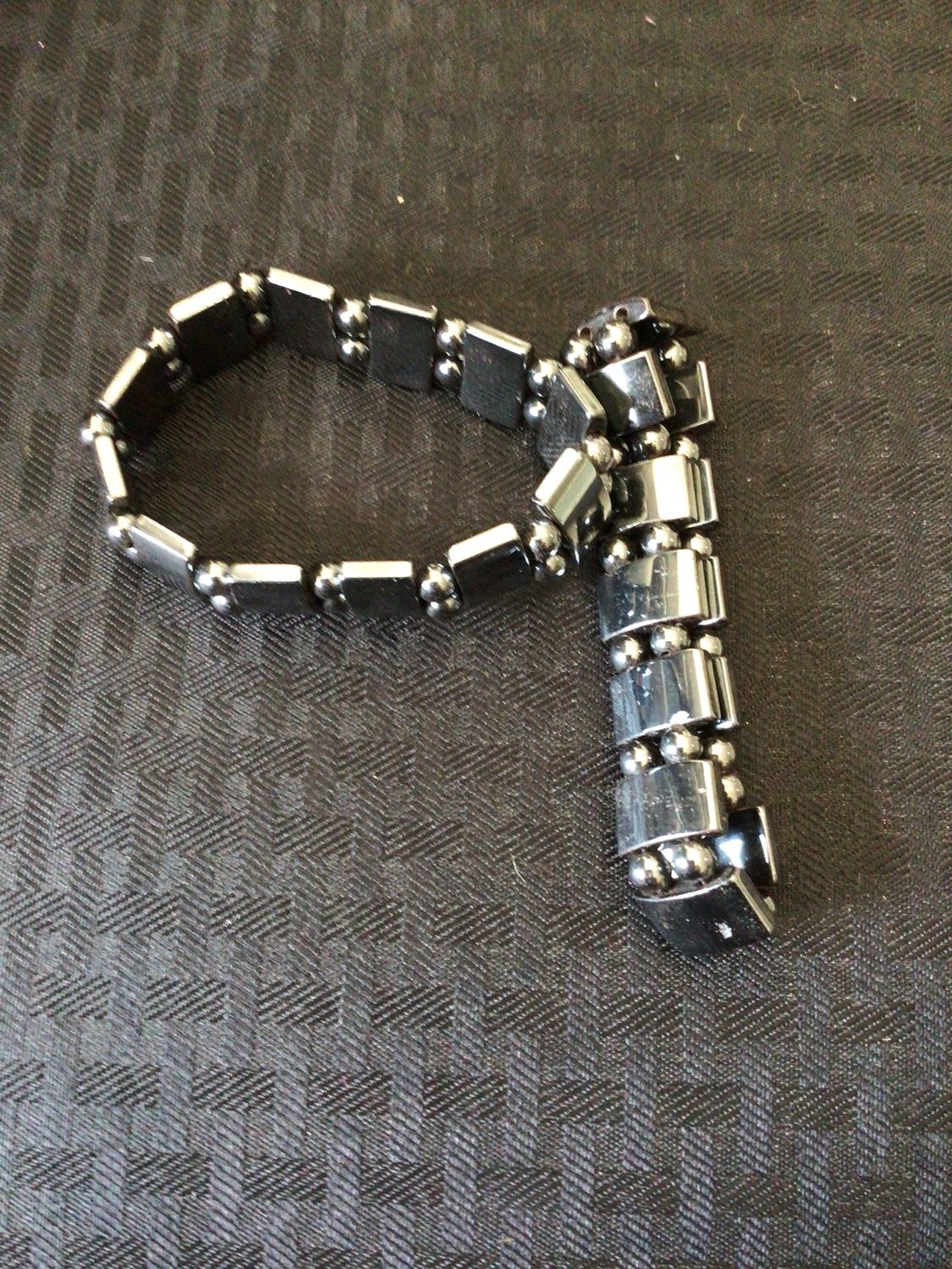 Hematite Bracelet - Sq. Magnetic