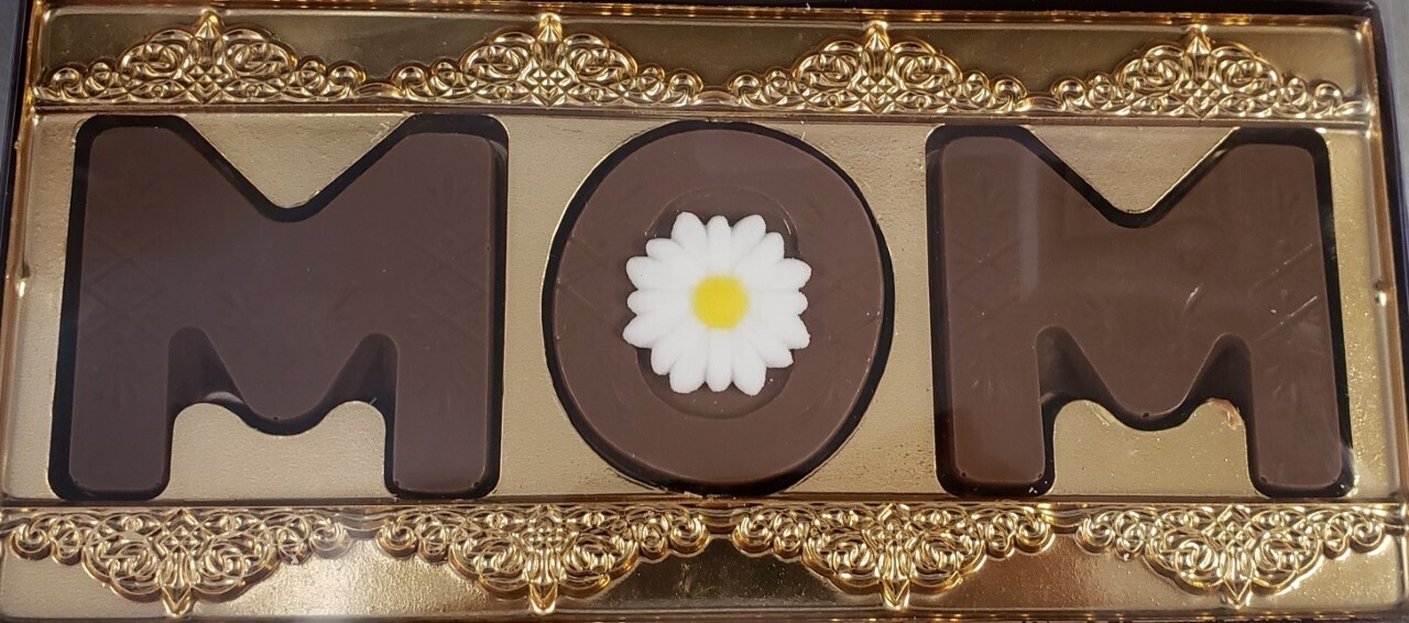 MOM Chocolate Gift Set
