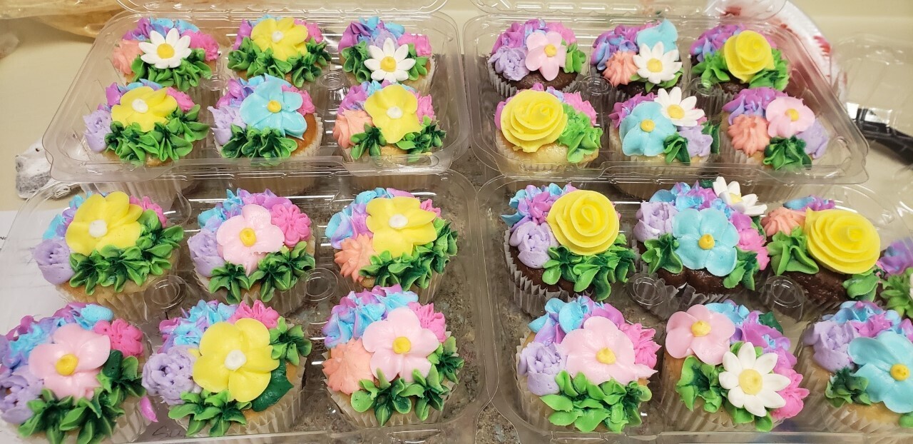Floral Cupcakes 1 Dozen