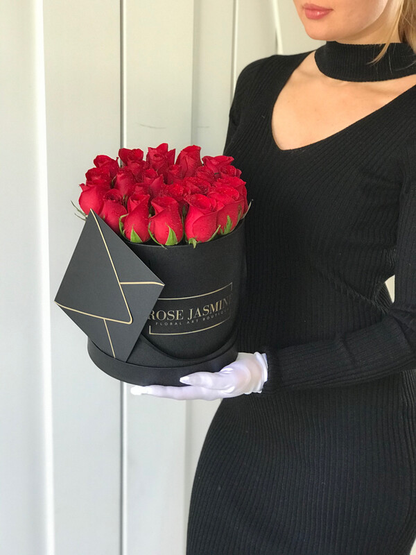 Timeless Classic In Petite Box Timeless Classic In Petite Box