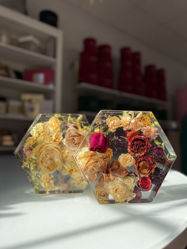 Burgundy Dream | Floral Resin Keepsake