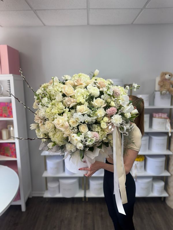Signature Ballerina Flower Box - Extra Large Size 