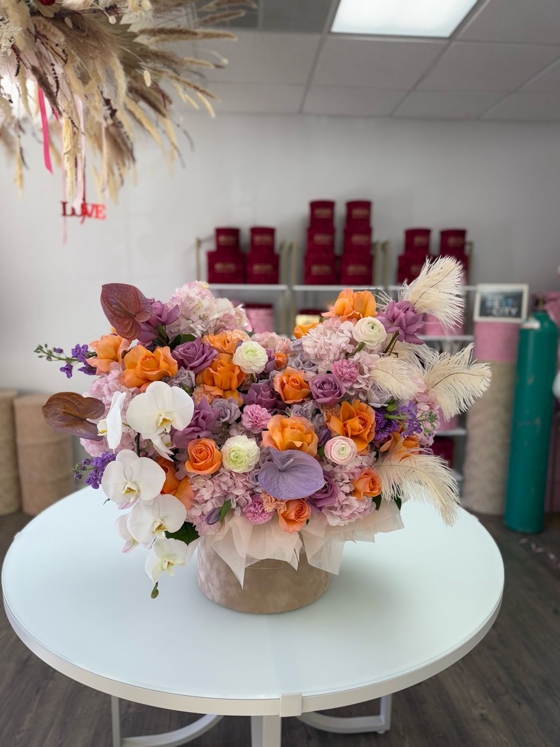 Signature Mama Mia Bella Box Giant Lux Florals 