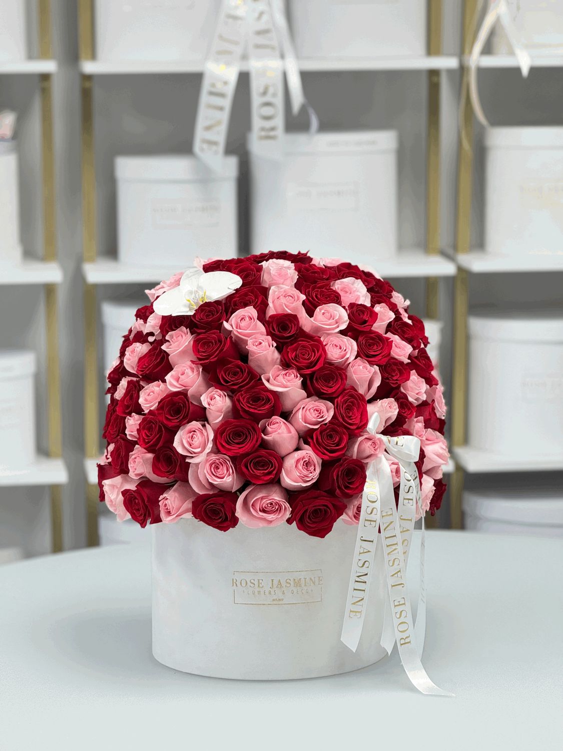 Royal Bloom Box Dome Shape
