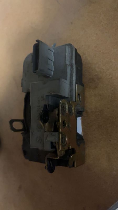 Serrure de porte 9136S7