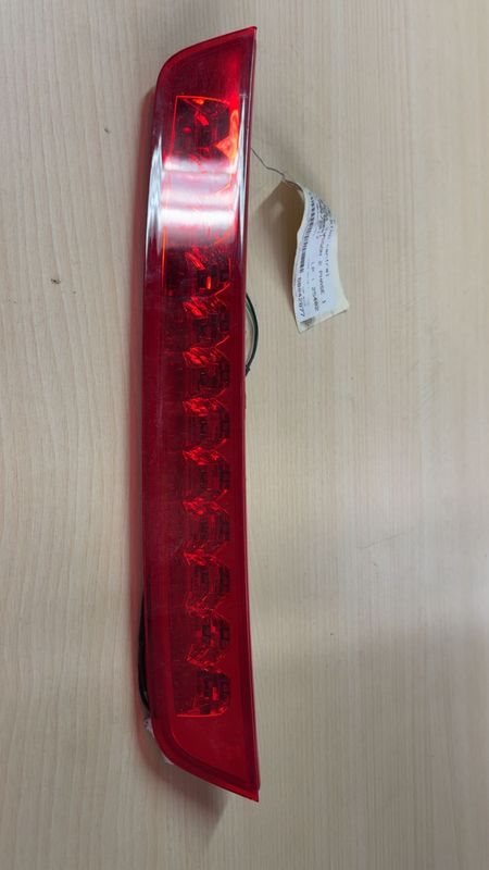 3e feu stop 92700D3000